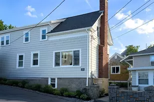 34 Beach St, Rockport, MA 01966 - Photo 5