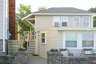 34 Beach St, Rockport, MA 01966 - Photo 3