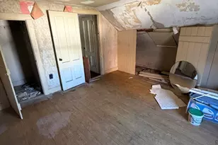 21 Everett St, Fall River, MA 02723 - Photo 21