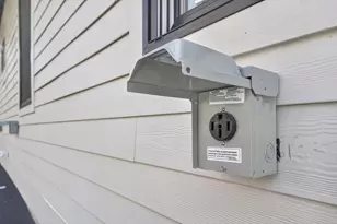 64 Nelson St, Boston, MA 02124 - Photo 23