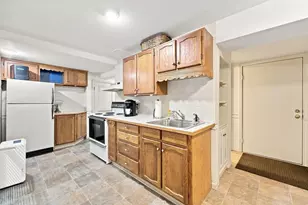 310 Briarwood Ave, Southbridge, MA 01550 - Photo 33