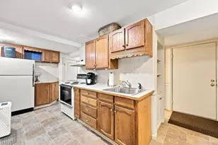 310 Briarwood Ave, Southbridge, MA 01550 - Photo 33