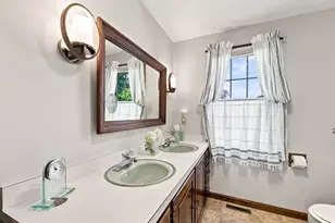 310 Briarwood Ave, Southbridge, MA 01550 - Photo 29