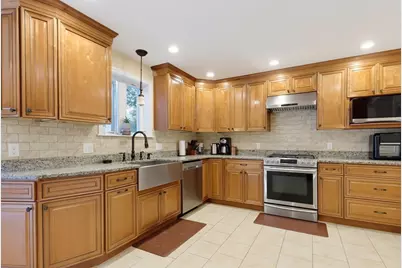 99 South St, Westborough, MA 01581 - Photo 7