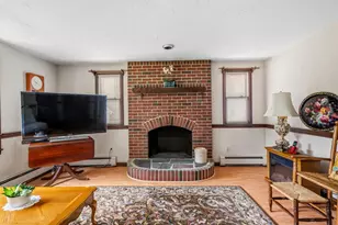 17 Woodlawn Ave, Holbrook, MA 02343 - Photo 9
