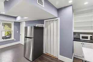 45 Thompson St, Boston, MA 02136 - Photo 15