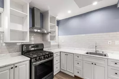 45 Thompson St #2, Boston, MA 02136 - Photo 17