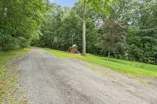 44 W Brookfield Rd, North Brookfield, MA 01535 - Photo 33