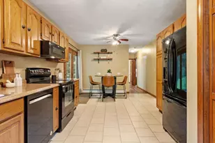44 W Brookfield Rd, North Brookfield, MA 01535 - Photo 1