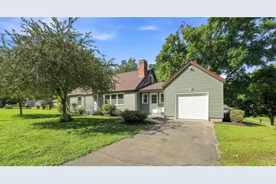 331 Valley View Dr, Westfield, MA 01085 - Photo 1
