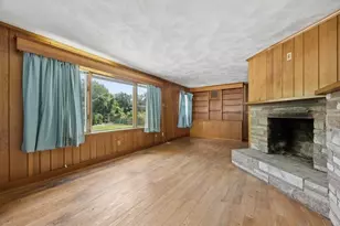 95 Shrewsbury St, West Boylston, MA 01583 - Photo 17