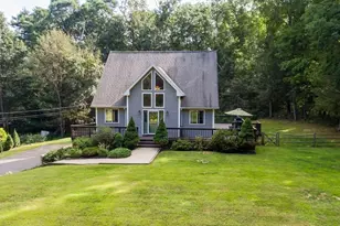 64 Leno Rd, Holland, MA 01521 - Photo 1