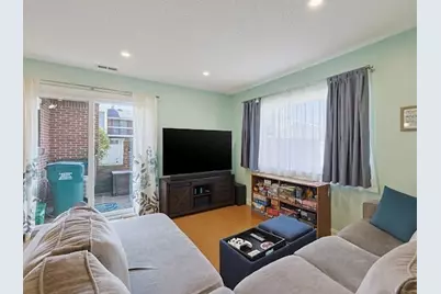 93 Rosewood Dr #93, Stoughton, MA 02072 - Photo 5