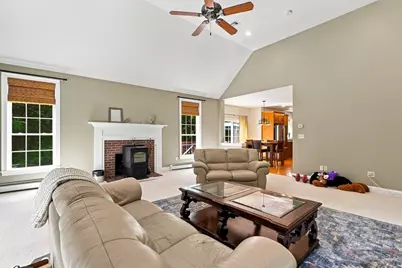 161 South St, Upton, MA 01568 - Photo 15