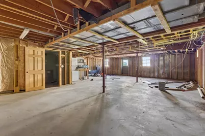 61 Pleasant St, Woburn, MA 01801 - Photo 41
