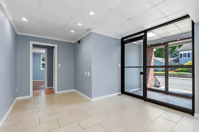 61 Pleasant St, Woburn, MA 01801 - Photo 7