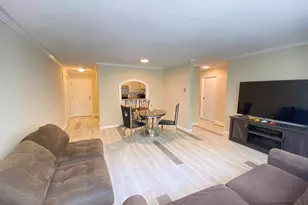 11 Weld St, Framingham, MA 01702 - Photo 1