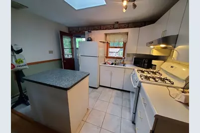 26 Carver Dr #2, Bridgewater, MA 02324 - Photo 9