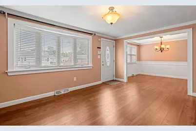 6 Haskell Pl, Peabody, MA 01960 - Photo 5