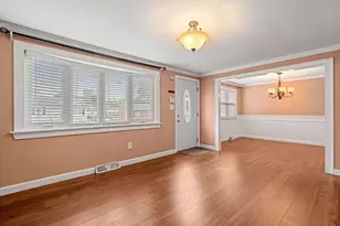 6 Haskell Pl, Peabody, MA 01960 - Photo 5