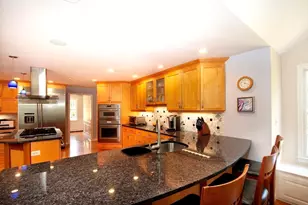 39 Ledgewood Dr, Cohasset, MA 02025 - Photo 11
