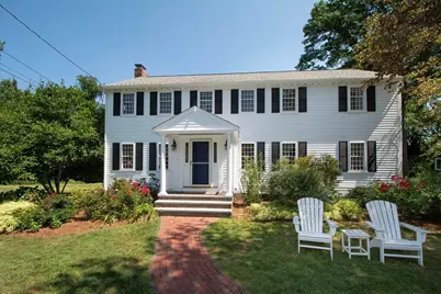 39 Ledgewood Dr, Cohasset, MA 02025 - Photo 1