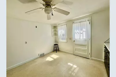 28 Superior Ave, Springfield, MA 01151 - Photo 9