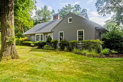 7 Woodland Rd, Westfield, MA 01085 - Photo 3