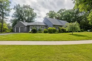 7 Woodland Rd, Westfield, MA 01085 - Photo 1