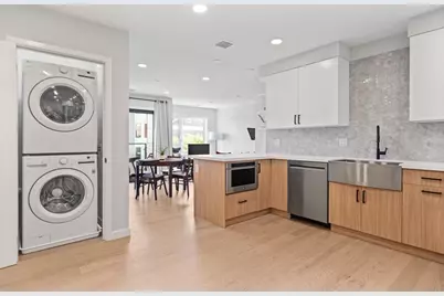 457 W Broadway #301, Boston, MA 02127 - Photo 3