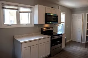 1388 Bay St, Springfield, MA 01109 - Photo 21