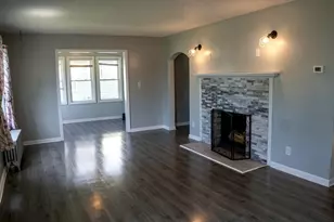 1388 Bay St, Springfield, MA 01109 - Photo 15