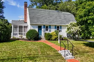 86 Orange St, Reading, MA 01867 - Photo 1