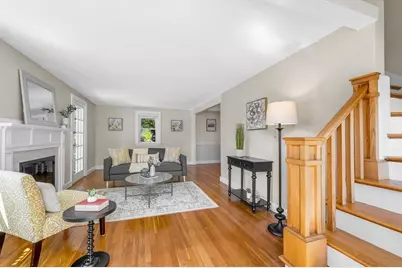 86 Orange Street, Reading, MA 01867 - Photo 5