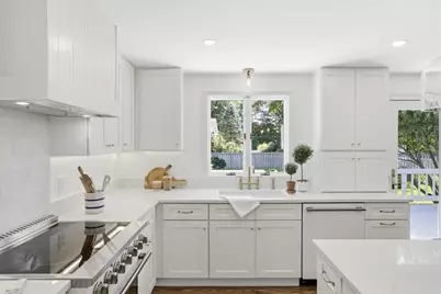 14 Eugene Road, Burlington, MA 01803 - Photo 5