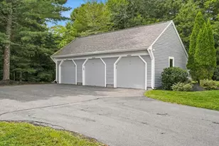 4902 Heatherwood Ln, Peabody, MA 01960 - Photo 29
