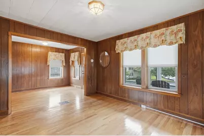 174 Willard Street, Lowell, MA 01850 - Photo 9