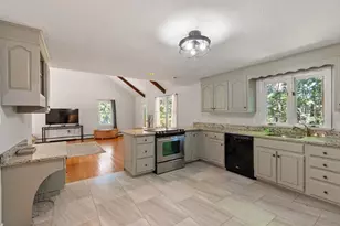 75 Elmwood Rd, Lunenburg, MA 01462 - Photo 11