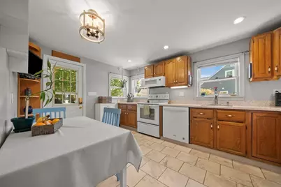 2 Sonrel St, Woburn, MA 01801 - Photo 9