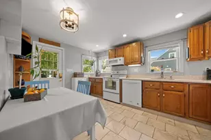 2 Sonrel St, Woburn, MA 01801 - Photo 9