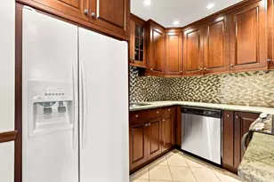 398 Beacon St, Boston, MA 02116 - Photo 19