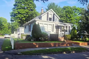 12 Williams St, Danvers, MA 01923 - Photo 1