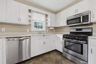 51 Lee Ave, Fitchburg, MA 01420 - Photo 7