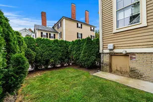 24 Chestnut St, Salem, MA 01970 - Photo 37