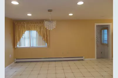 225 Reingold Ave, Fitchburg, MA 01420 - Photo 9