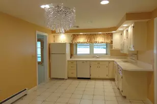 225 Reingold Ave, Fitchburg, MA 01420 - Photo 7