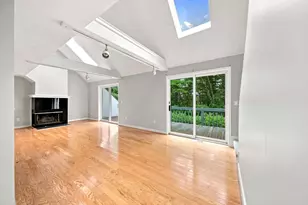 34 Woodland Park Dr, Haverhill, MA 01830 - Photo 5