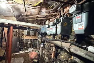 181 Pond St, Leominster, MA 01453 - Photo 23