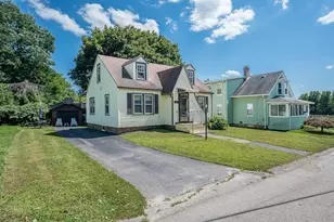 4 Grammont Rd, Worcester, MA 01607 - Photo 3