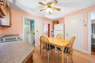 4 Grammont Rd, Worcester, MA 01607 - Photo 7